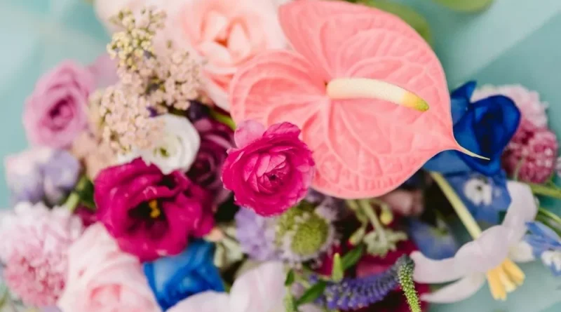 The Language of Flowers: Using Color and Symbolism to Create Meaningful Corporate Bouquets
