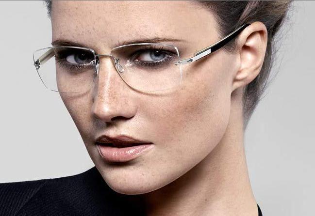 timberland-eyeglasses-trends-look-younger-2023