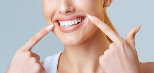 How Professional Teeth Whitening Can Brighten Your Smile