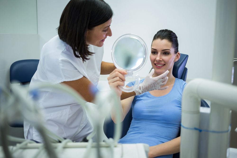 Looking for a dentist in Burnaby? Burnaby Square Dental provides personalized dental care in a comfortable setting for healthy smiles.